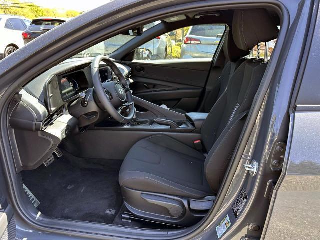 2025 Hyundai Elantra - $21,999