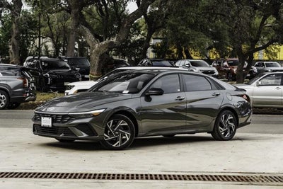 2025 Hyundai Elantra SEL Sport 4DR Sedan