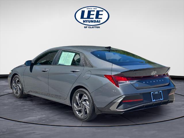 2025 Hyundai Elantra - $21,755