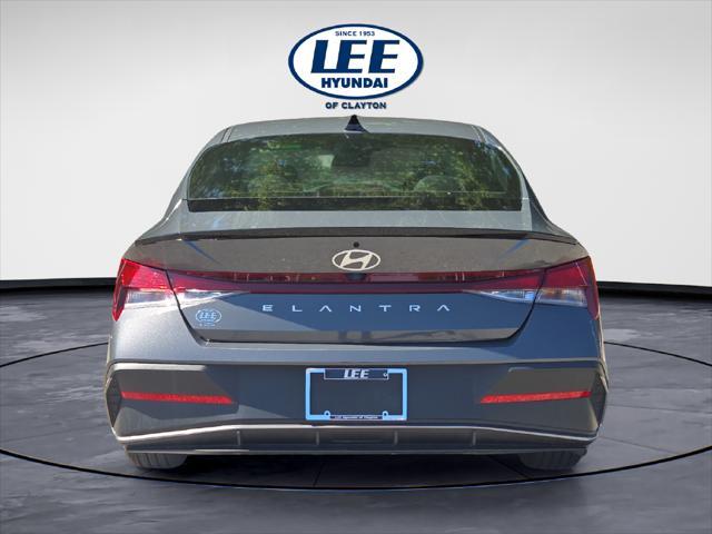 2025 Hyundai Elantra - $21,755