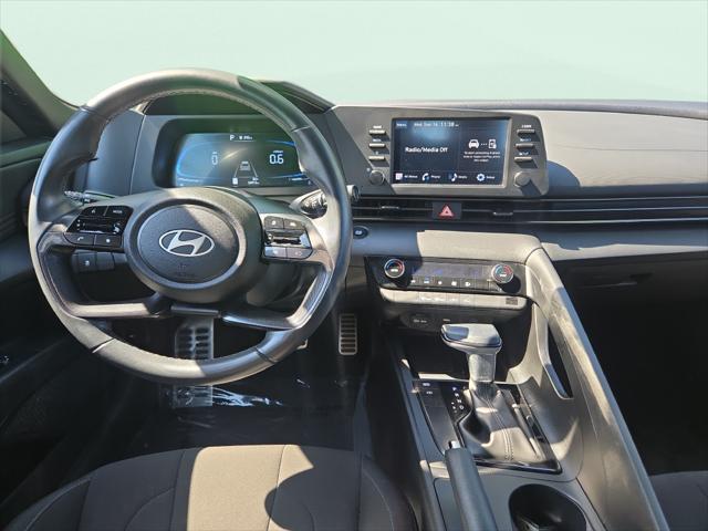 2025 Hyundai Elantra - $21,755