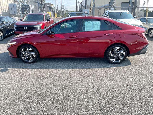 2025 Hyundai Elantra - $21,995