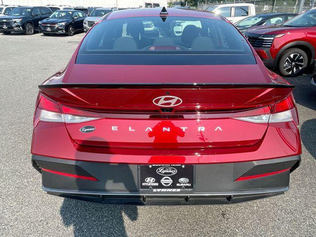 2025 Hyundai Elantra - $21,995