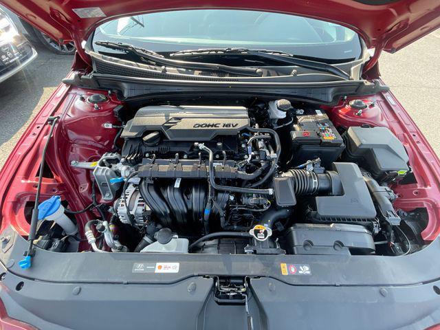 2025 Hyundai Elantra - $21,995