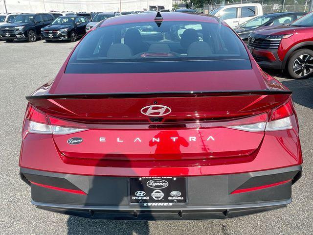 2025 Hyundai Elantra - $21,995