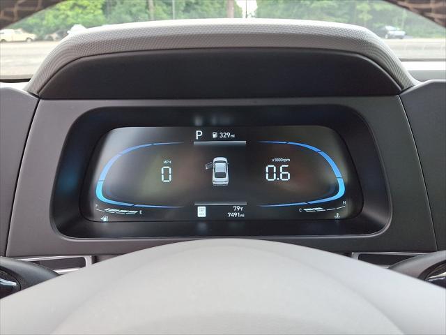 2025 Hyundai Elantra - $23,901