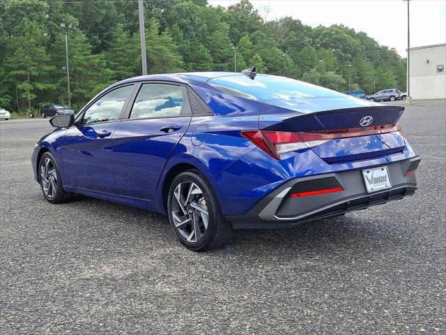 2025 Hyundai Elantra - $23,901