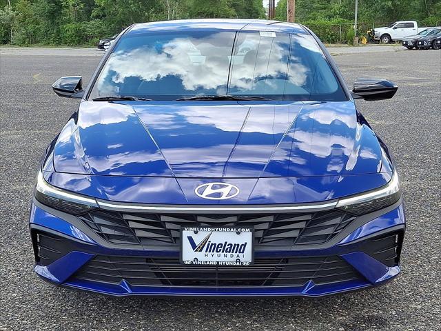 2025 Hyundai Elantra - $23,901