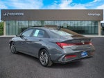 2025 Elantra Thumbnail 7