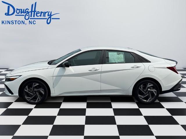 2025 Hyundai Elantra - $21,254