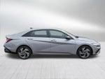 2025 Elantra Thumbnail 8