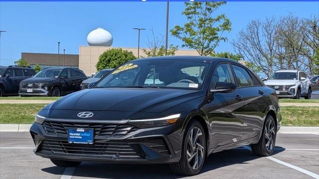 2025 Hyundai ELANTRA SEL Sport