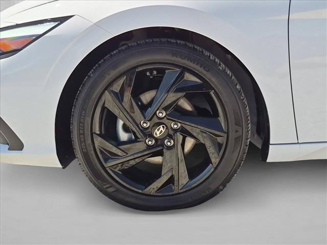 2026 Hyundai Elantra - $22,315