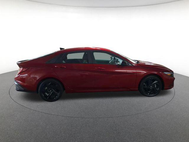 2026 Hyundai Elantra - $22,300