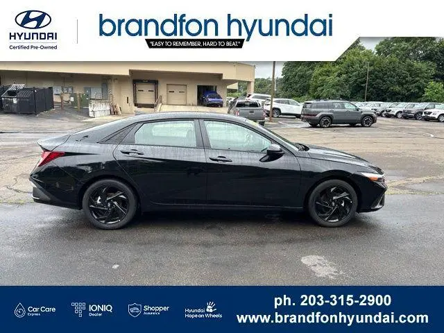2026 Hyundai Elantra - $21,100