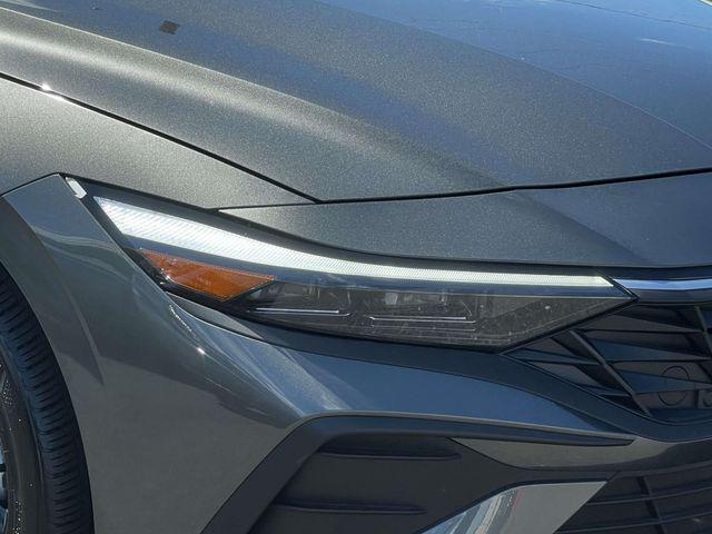 2026 Hyundai Elantra - $22,999