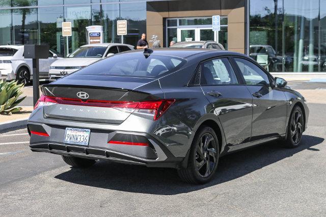 2026 Hyundai Elantra - $21,300