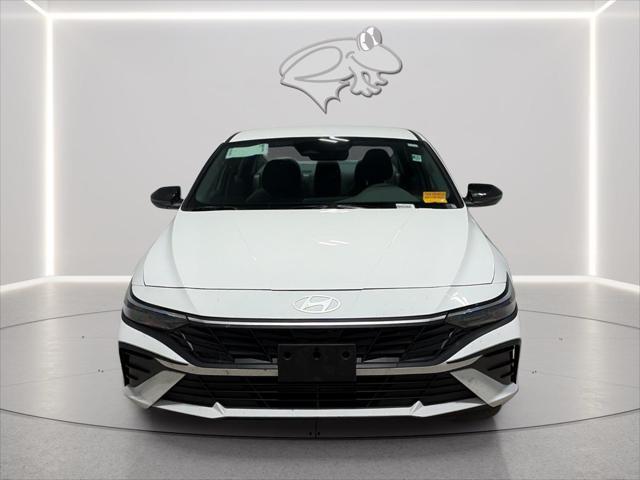 2026 Hyundai Elantra - $22,700