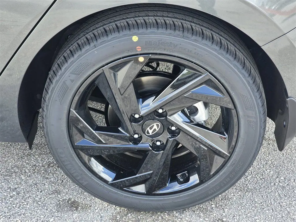 2026 Hyundai Elantra - $26,190