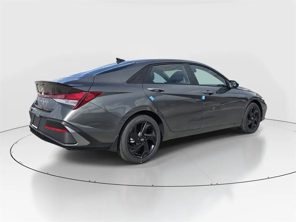 2026 Hyundai Elantra - $26,190
