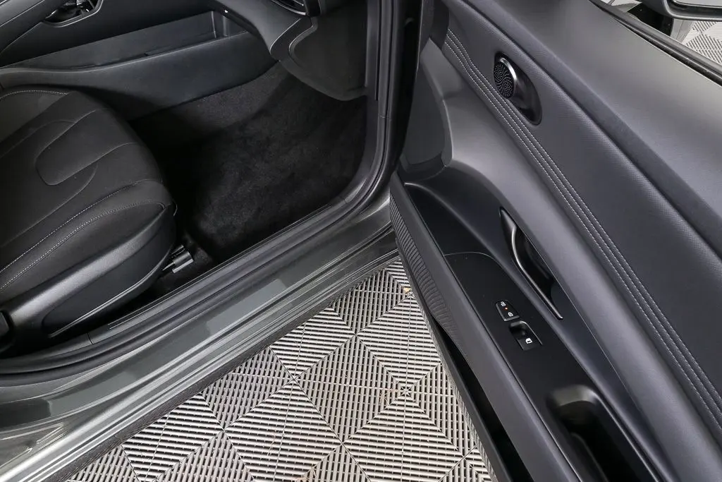 2026 Hyundai Elantra - $26,190