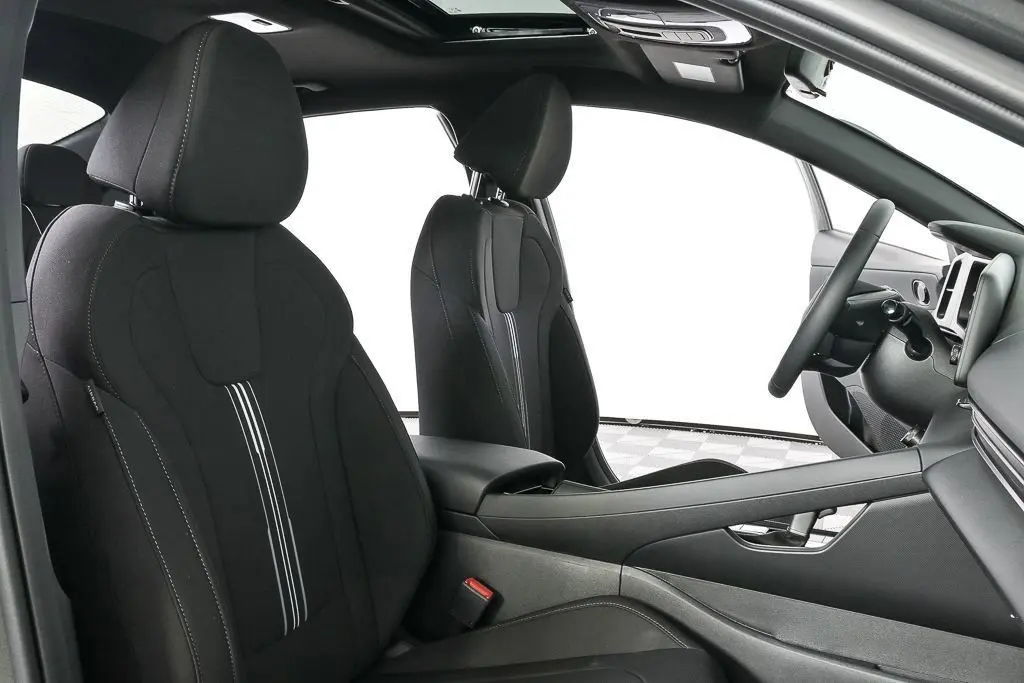 2026 Hyundai Elantra - $26,190