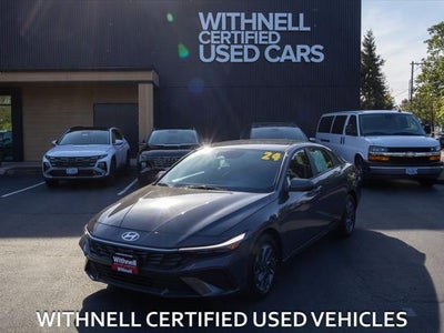 2024 Hyundai Elantra SEL 4DR Sedan