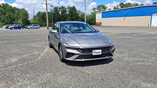 2024 Hyundai Elantra - $21,901