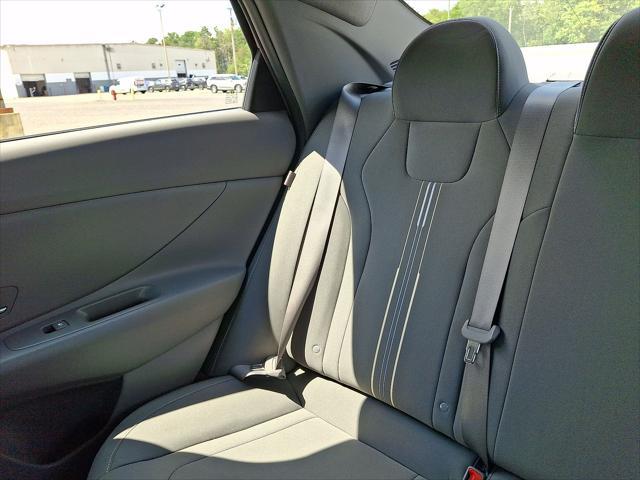 2024 Hyundai Elantra - $21,901