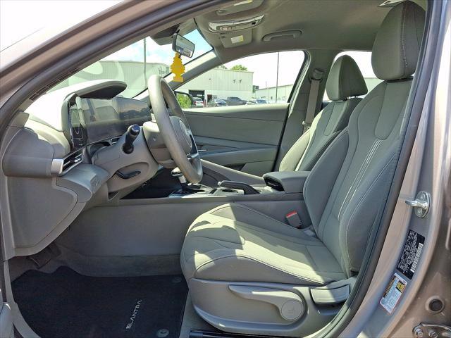 2024 Hyundai Elantra - $21,901
