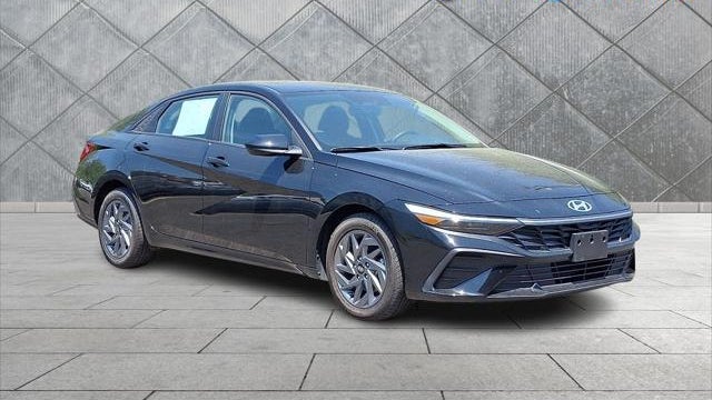 Preowned 2024 Hyundai ELANTRA SEL for Sale