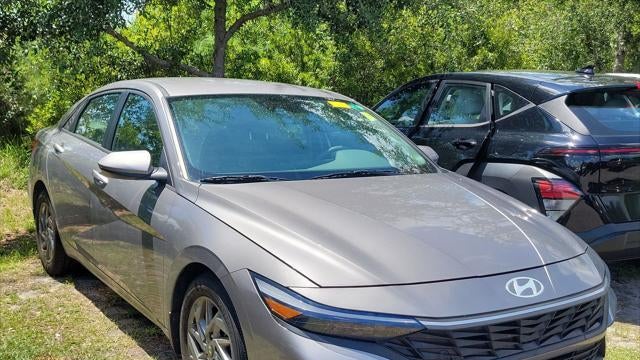Preowned 2024 Hyundai ELANTRA SEL for Sale