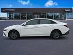 2024 ELANTRA Thumbnail 3