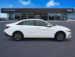 2024 ELANTRA Thumbnail 9