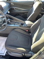 2024 Elantra Thumbnail 10