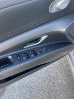 2024 Elantra Thumbnail 11