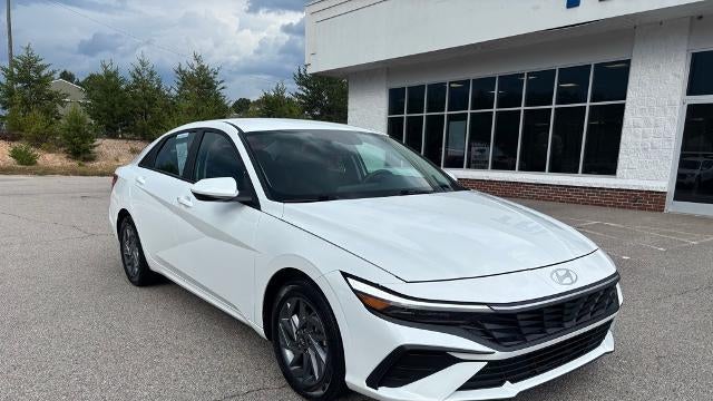 Preowned 2024 Hyundai ELANTRA SEL for Sale