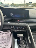 2024 Elantra Thumbnail 14