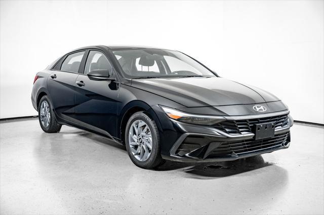 2024 Hyundai Elantra - $16,800