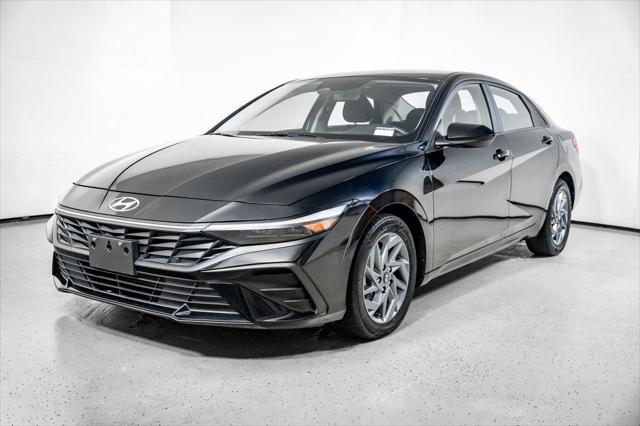 2024 Hyundai Elantra - $16,800