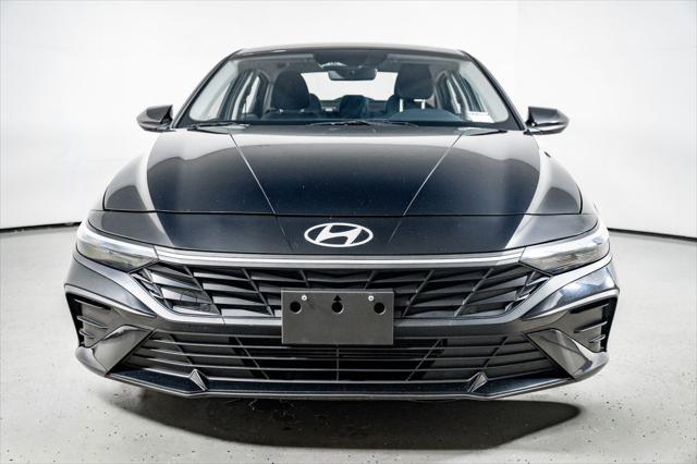 2024 Hyundai Elantra - $16,800