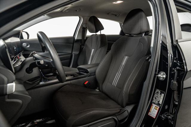 2024 Hyundai Elantra - $16,800