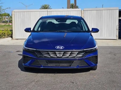 2024 Hyundai Elantra SEL 4DR Sedan
