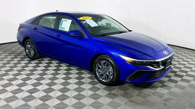 Preowned 2024 Hyundai ELANTRA SEL for Sale
