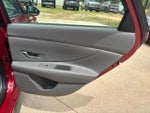 2025 ELANTRA Thumbnail 16
