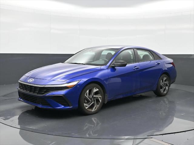 2025 Hyundai Elantra - $19,299