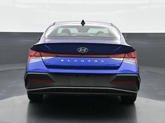 2025 Hyundai Elantra - $19,299