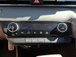 2025 Elantra Thumbnail 15