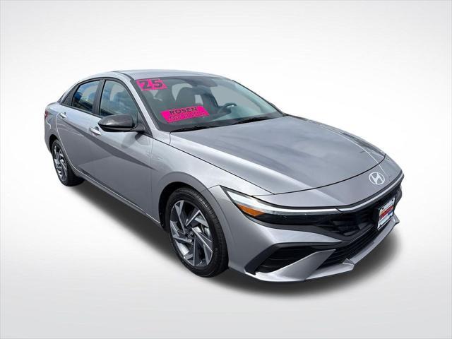2025 Hyundai Elantra - $20,892