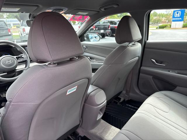 2025 Hyundai Elantra - $20,892